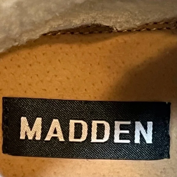 Madden Michel Sneakers Boots Bootie size 9.5M EUC - Picture 9 of 9